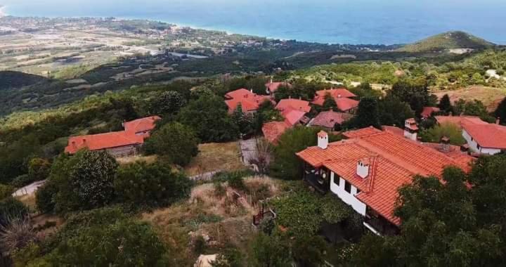 Traditional Guesthouse Erato Палеос Пантелеймон Екстериор снимка
