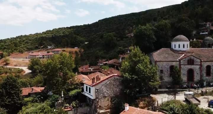 Traditional Guesthouse Erato Палеос Пантелеймон Екстериор снимка