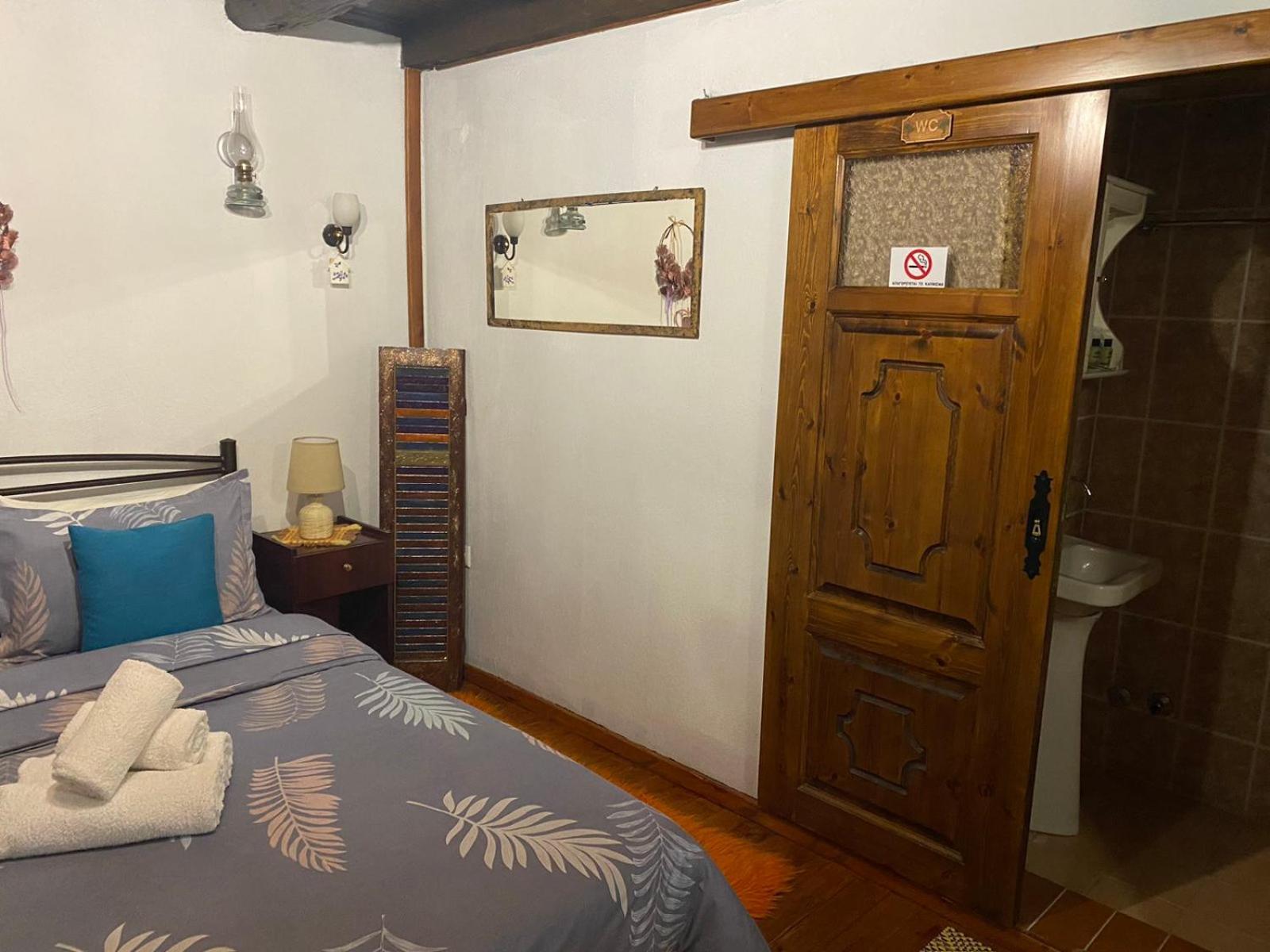 Traditional Guesthouse Erato Палеос Пантелеймон Екстериор снимка