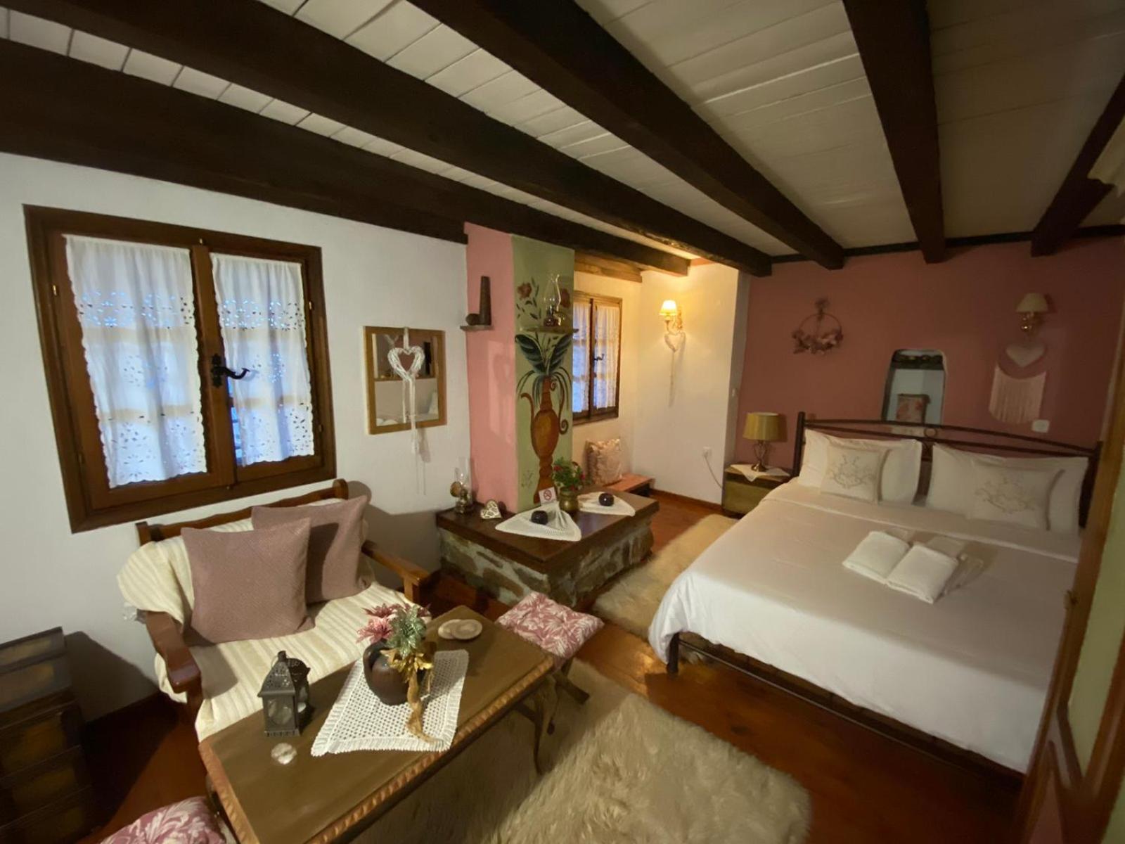 Traditional Guesthouse Erato Палеос Пантелеймон Екстериор снимка
