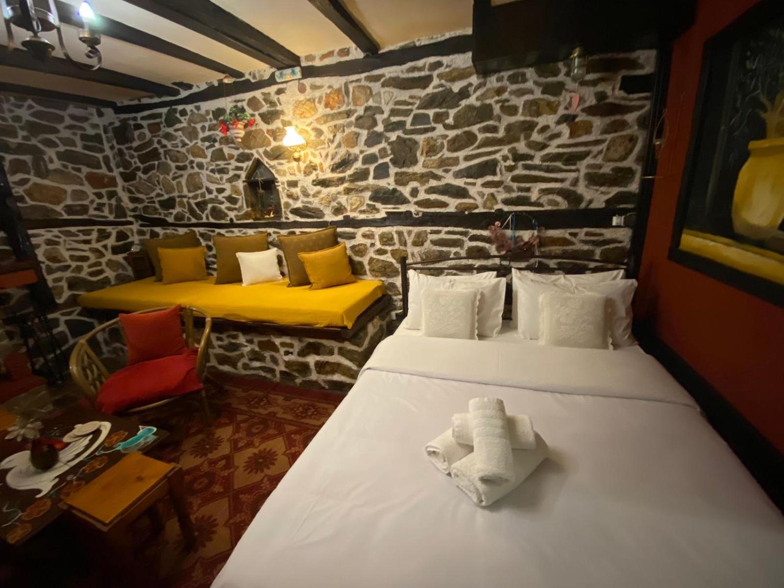 Traditional Guesthouse Erato Палеос Пантелеймон Екстериор снимка