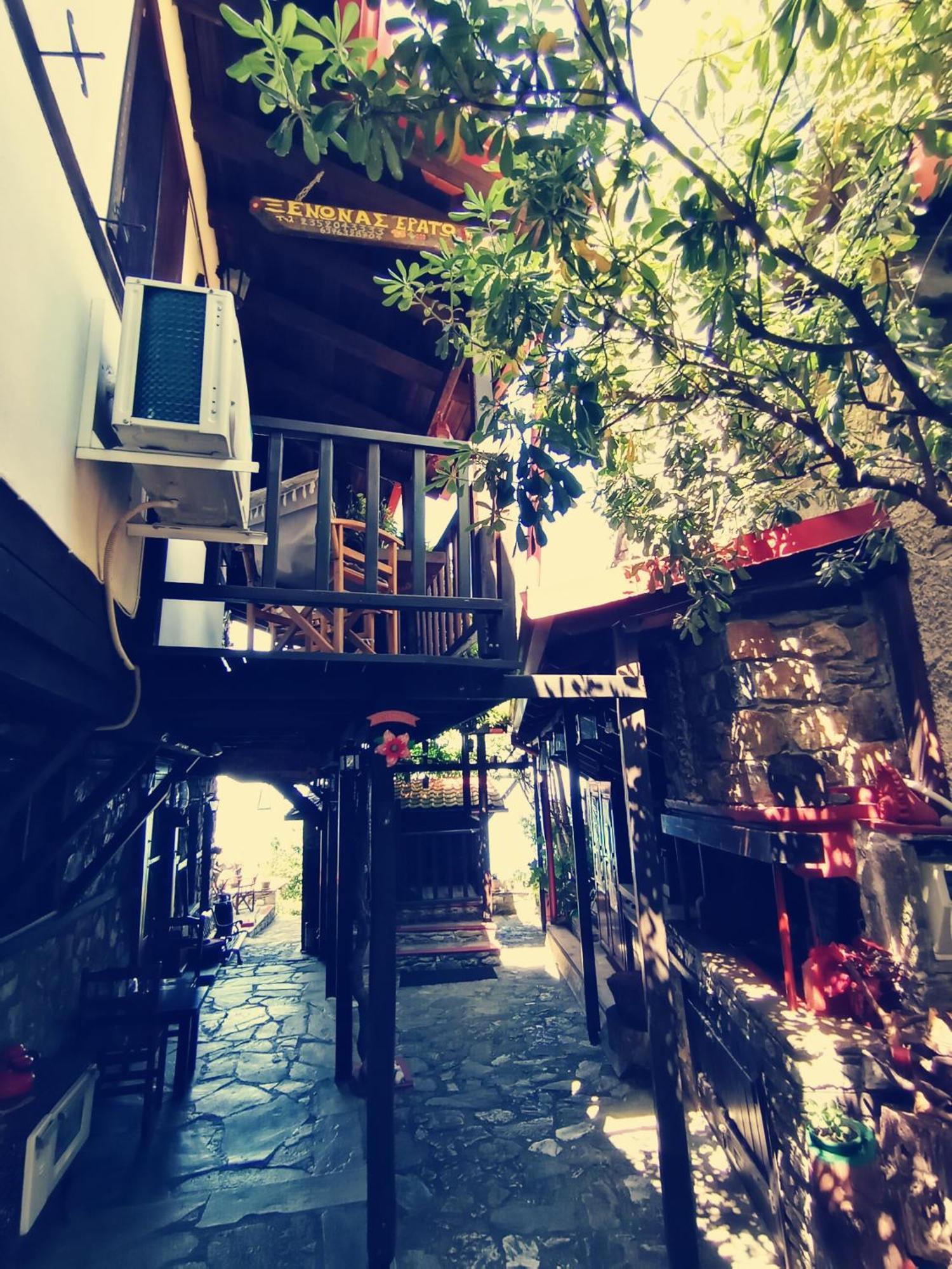 Traditional Guesthouse Erato Палеос Пантелеймон Стая снимка