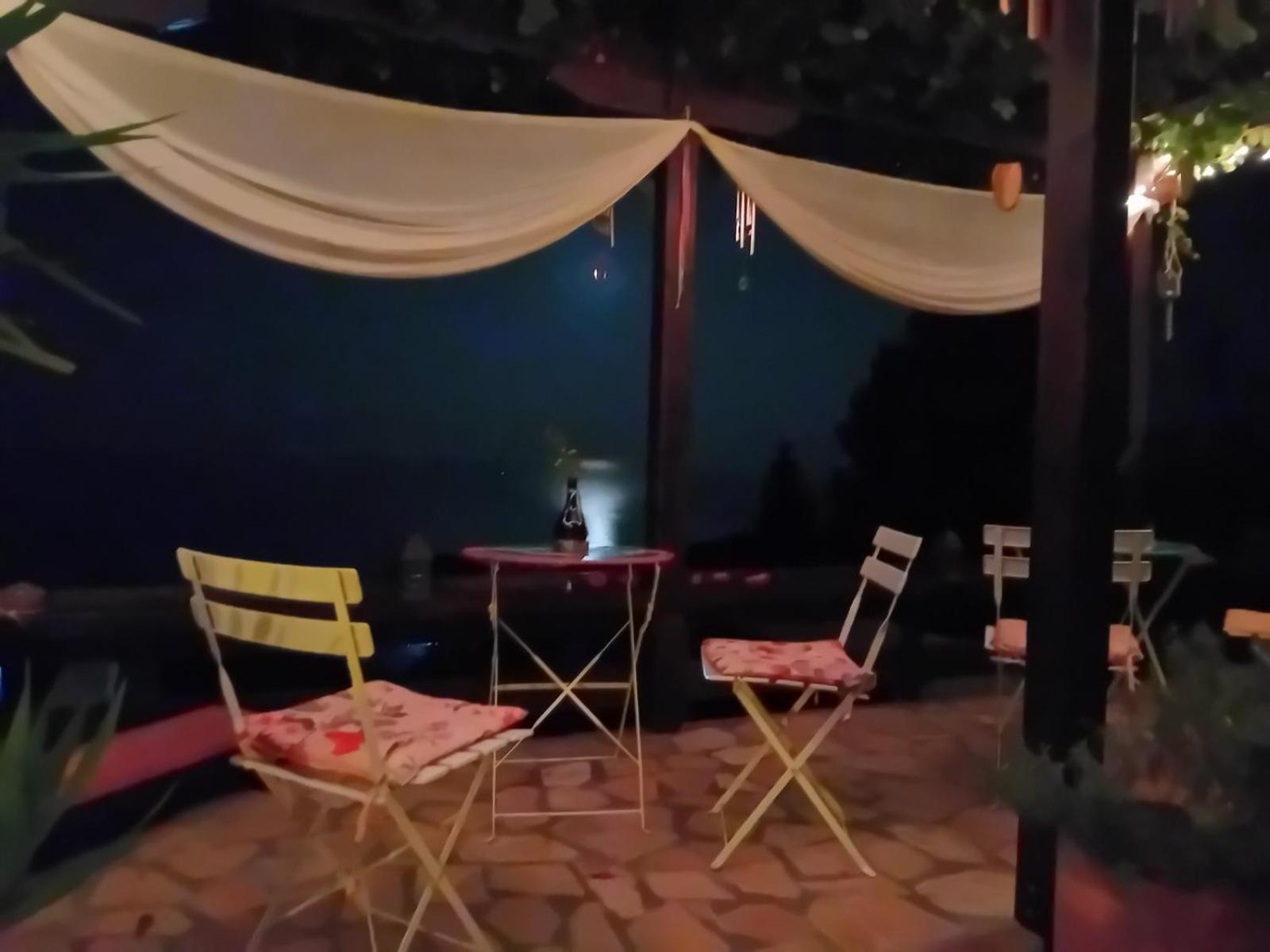 Traditional Guesthouse Erato Палеос Пантелеймон Стая снимка